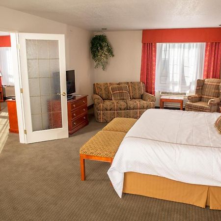 Service Plus Inns And Suites Grande Prairie Exteriér fotografie