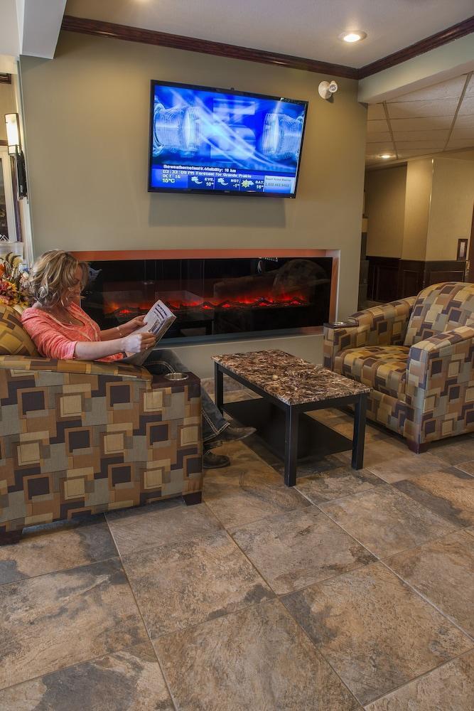 Service Plus Inns And Suites Grande Prairie Exteriér fotografie