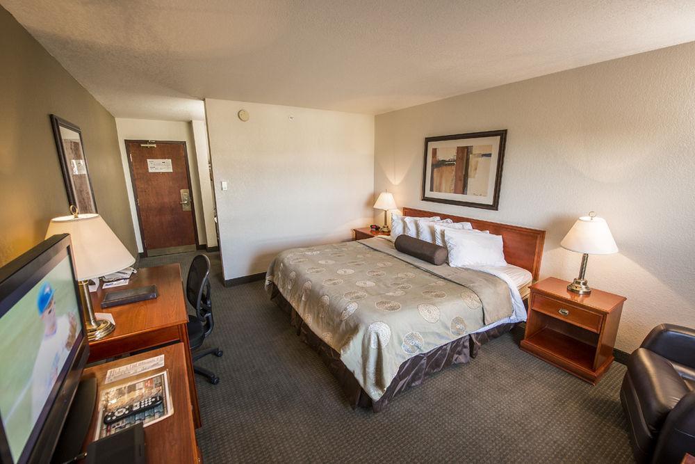 Service Plus Inns And Suites Grande Prairie Exteriér fotografie
