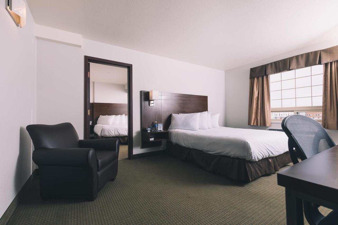 Service Plus Inns And Suites Grande Prairie Exteriér fotografie